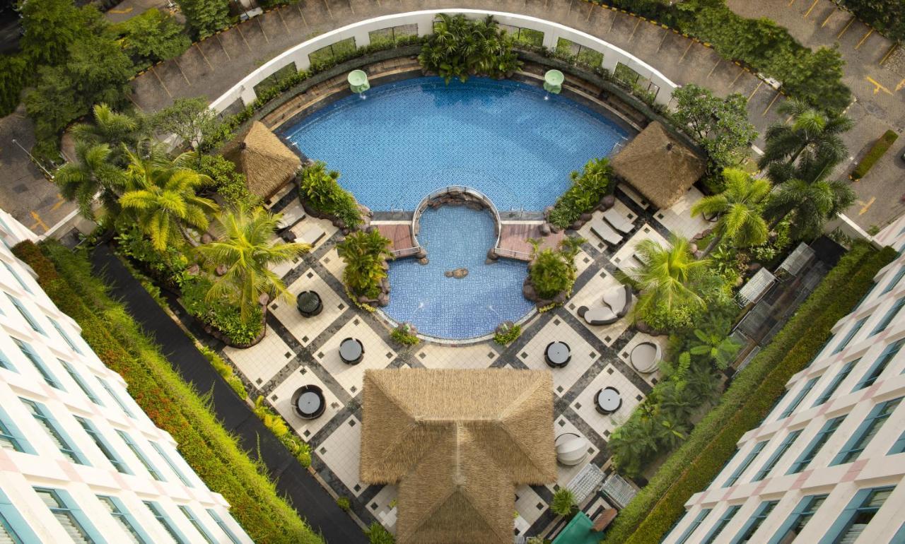 Hotel Ciputra Jakarta Managed By Swiss-Belhotel International Zewnętrze zdjęcie